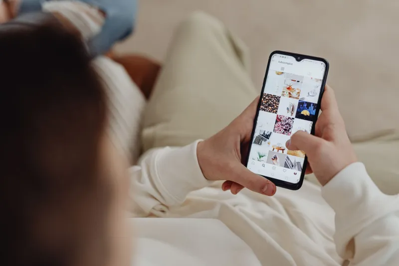 Scrolled Into Spending: How Viral Hype Is Quietly Emptying Your Cart — and Your Wallet